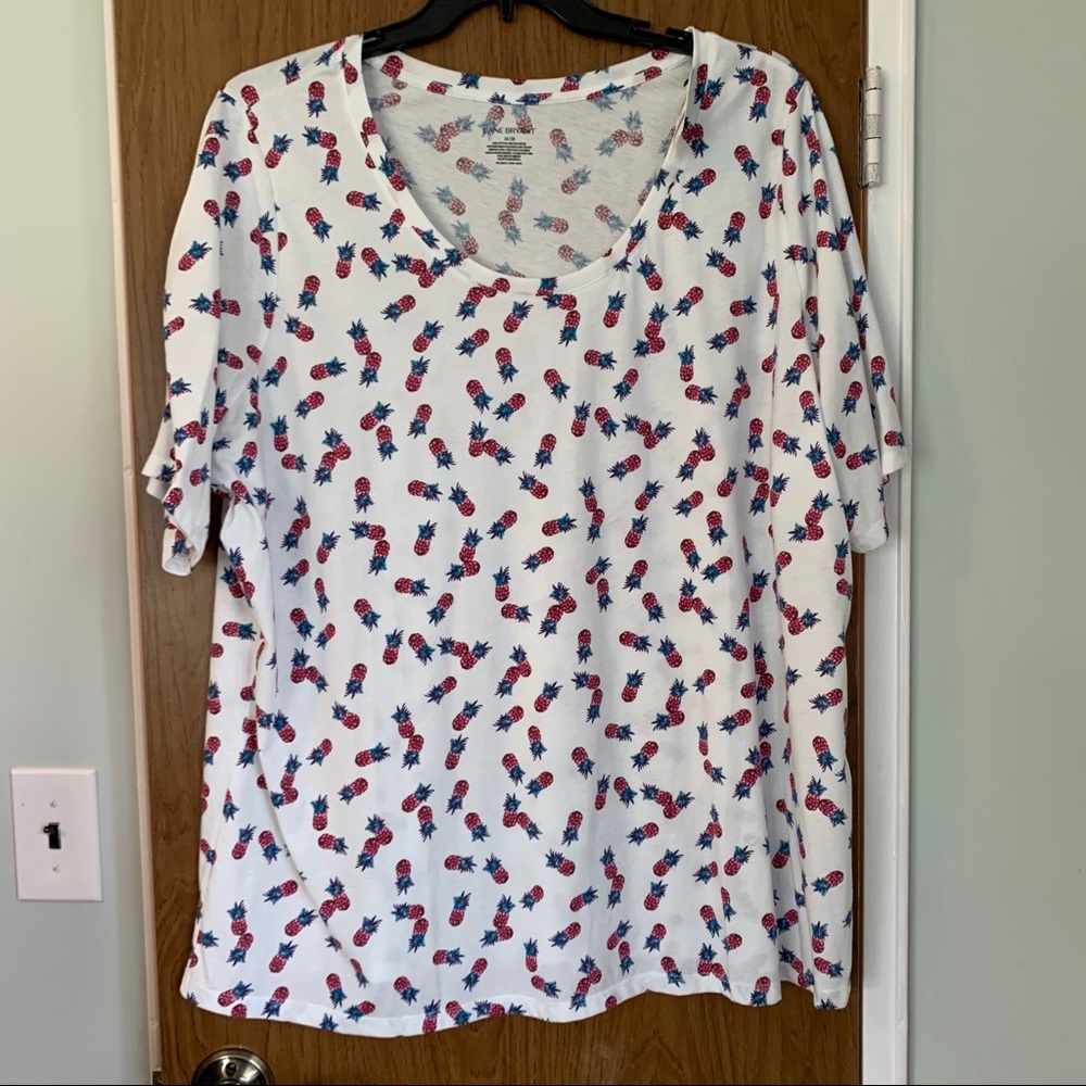 Lane Bryant pineapple tee size 26/28